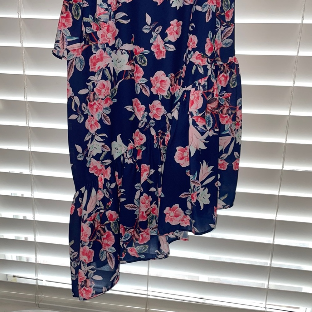 Devlin Ruffled Floral Dress - Picture 4 of 4